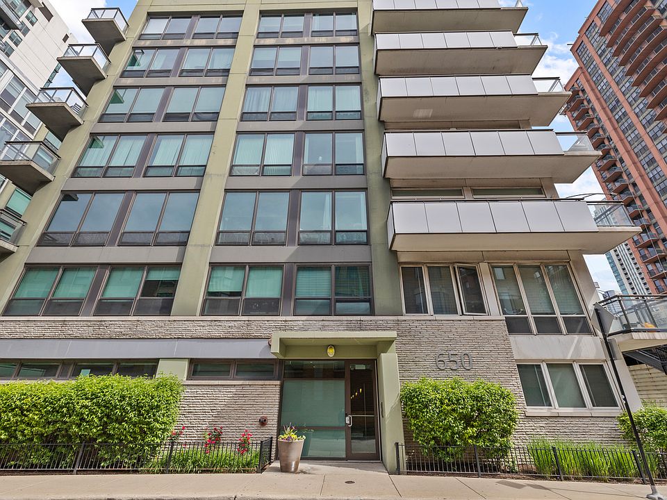 1st image of 650 W Wayman St Unit 501C