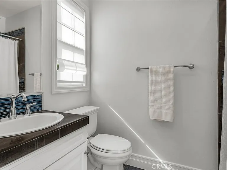 8001 Ocean Bluff Dr — Photo 30