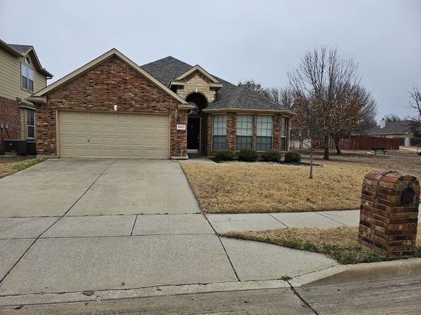 11612 Wild Pear Ln