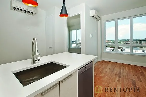 1433 De Kalb Ave #706D — Photo 15