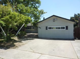 1800 Jackson St, Lodi, CA 95242