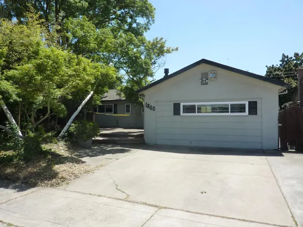 1800 Jackson St, Lodi, CA 95242