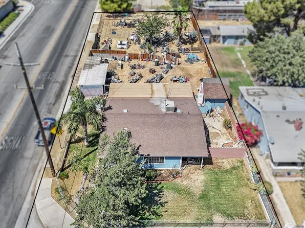 300 Golden Dr, Bakersfield, CA 93306