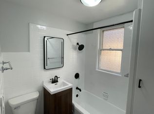 4956 W Oakdale Ave #1, Chicago, IL 60641