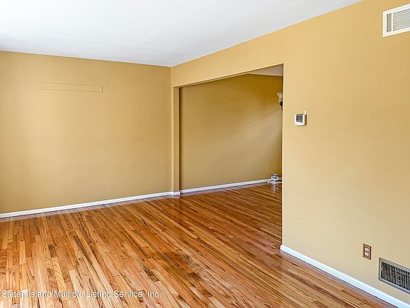 4th image of 1 Twombly Ave