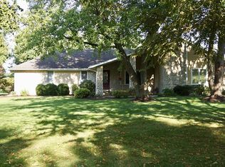 1140 W Royerton Rd, Muncie, IN 47303