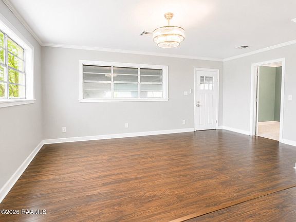 4th image of 1108 Coteau Rd