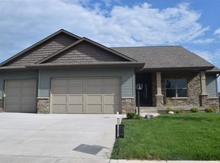 330 Canterbury St, North Liberty, IA 52317