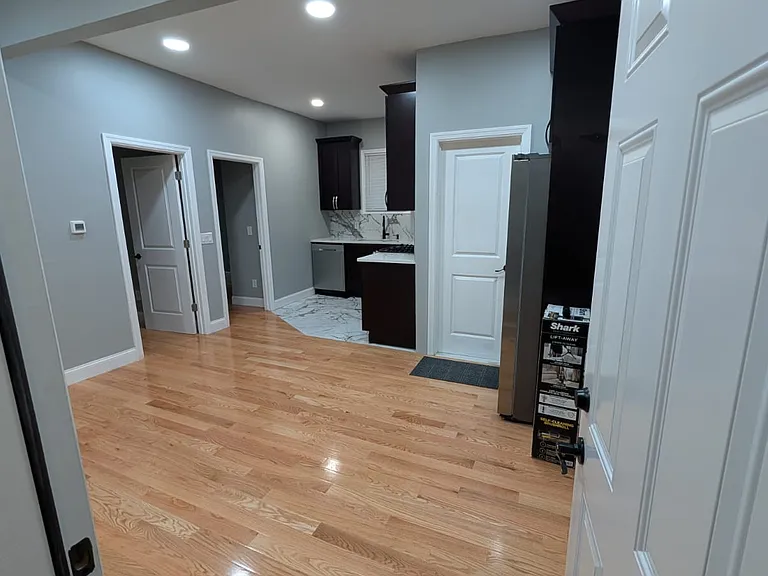 120 W 23rd St #1B — Photo 6