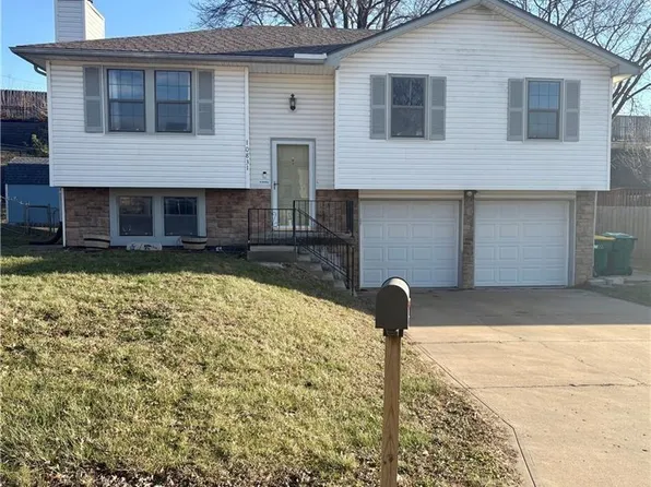 10831 Cleveland Ave, Kansas City, KS 66109