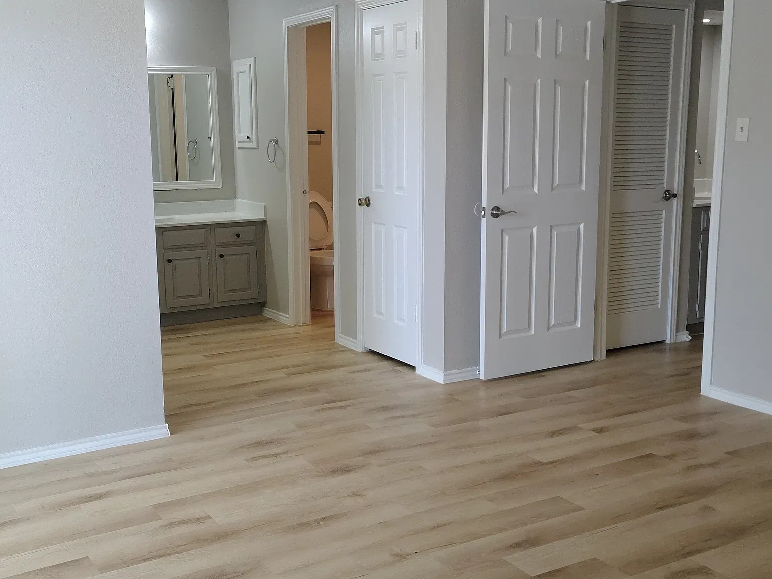 1 bed, 1072 sqft, $875 — Photo 4