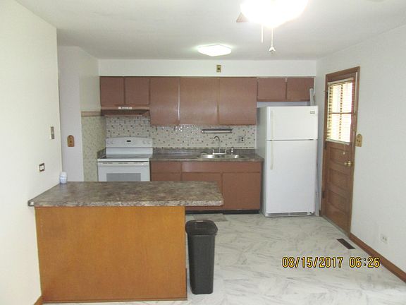 4th image of 7959 N Nordica Ave