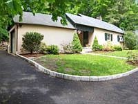 1st image of 27 Nordica Dr