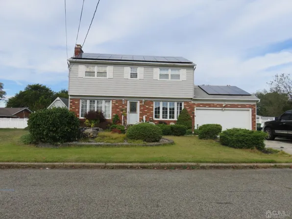 15 Hilltop Ave, South Amboy, NJ 08879
