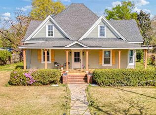 319 Gibson St, Marion, SC 29571