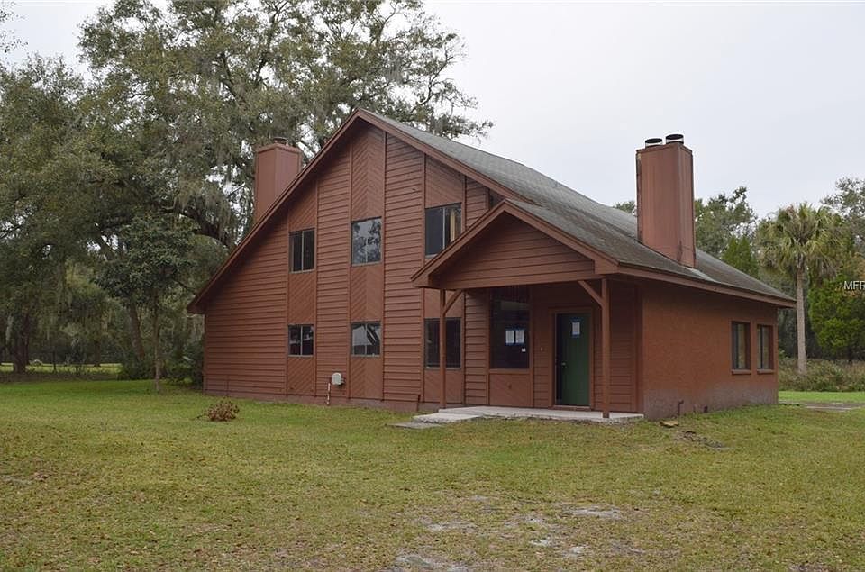 1st image of 4545 Meadowood Dr