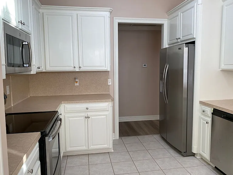 1022 Creole Dr — Photo 7