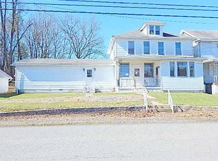 404 Greenwood Rd, Tower City, PA 17980