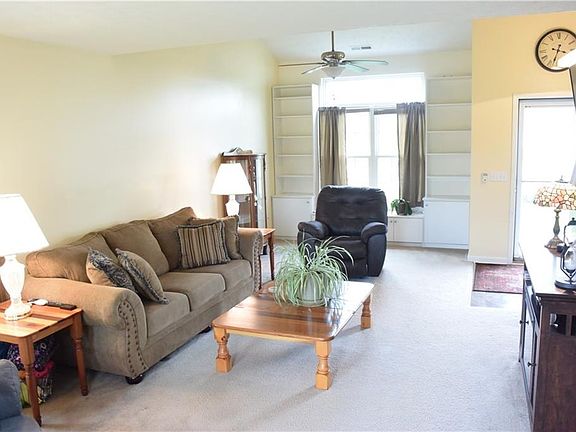 4th image of 1250 Oakbourne Cir