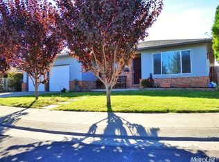 14483 Pueblo Dr, Manteca, CA 95336