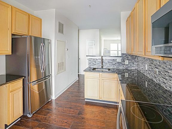 5th image of 42441 Rockrose Sq