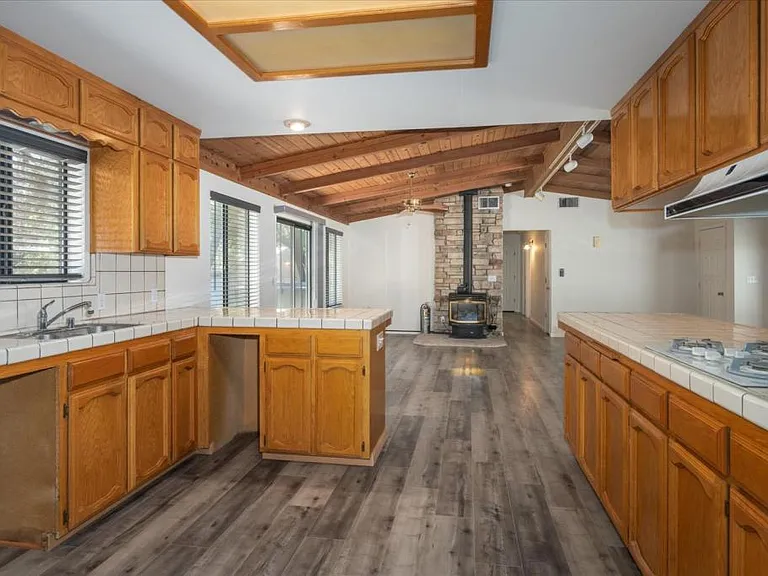 37867 Charnal Cir — Photo 12