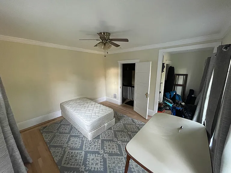 19 Morgan Ave — Photo 7