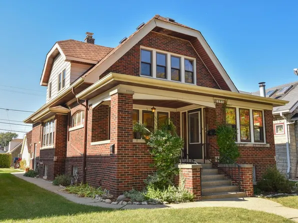 3251 South 12th STREET, Milwaukee, WI 53215