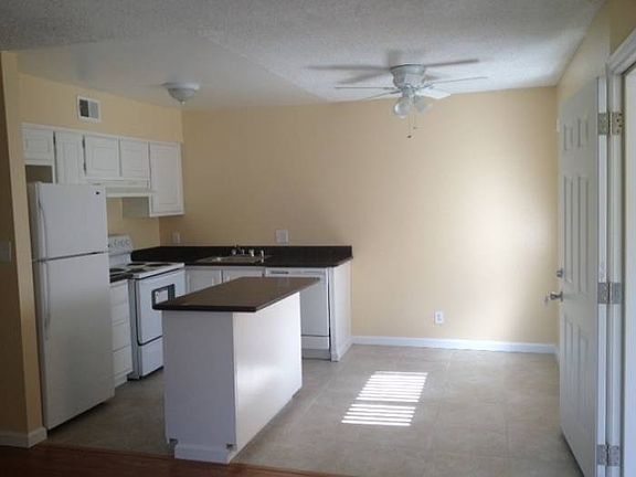 4th image of 5700 Marconi Ave APT 207