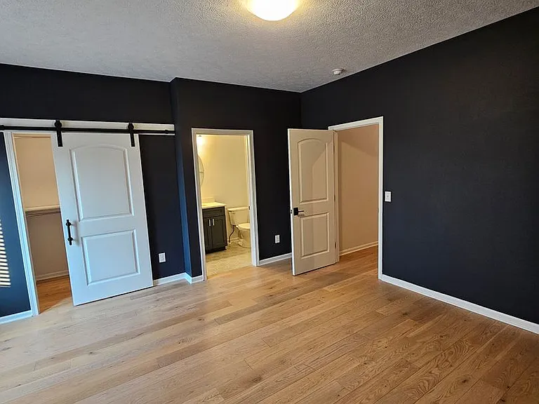 31 Ashbourne Dr — Photo 12