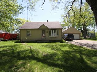 15486 Dayton Rd, Monroe, MI 48161