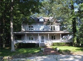 588 Humpback Bridge Rd, Heltonville, IN 47436