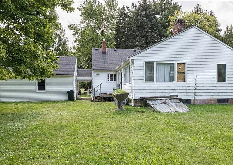 24777 Highland Rd — Photo 23