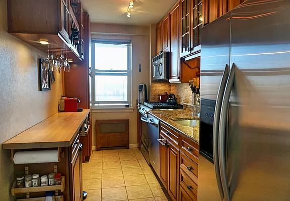 5th image of 3135 Johnson Ave APT 16F