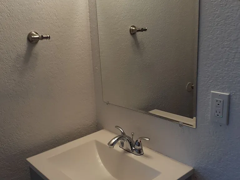 5408 S 44th Pl — Photo 10