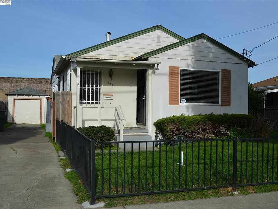 1st image of 666 Warden Ave