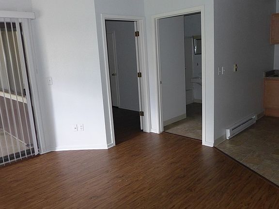 5th image of 2142 Canyon Blvd APT 101