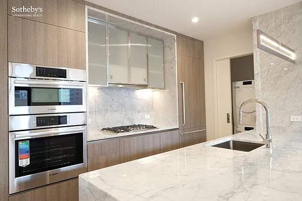 Rented by Sotheby's International Realty | media 19