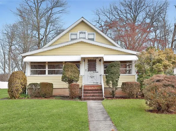 74 N Grant Avenue, Congers, NY 10920