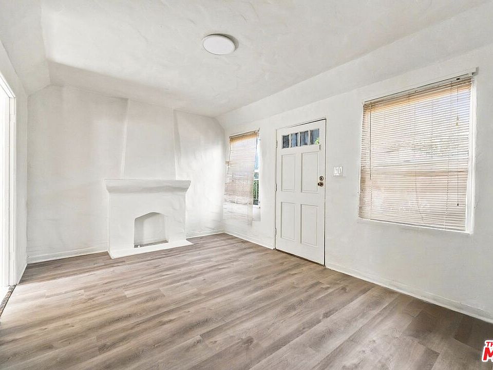 1st image of 3427 S Bronson Ave