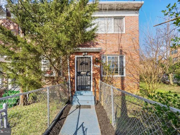 7566 8th St NW, Washington, DC 20012