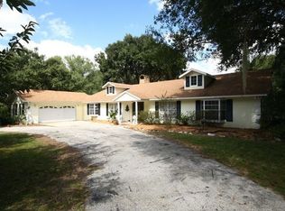 1421 Crescent Lake Dr, Windermere, FL 34786