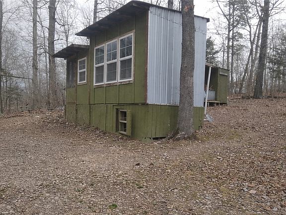 2nd image of 418 Wrinkle Rd