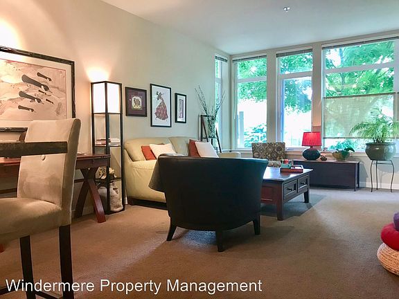 4th image of 190 Harbor Sq Loop NE Unit 127