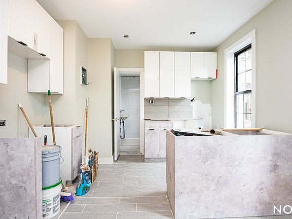 3rd image of 383 S 3rd St #25