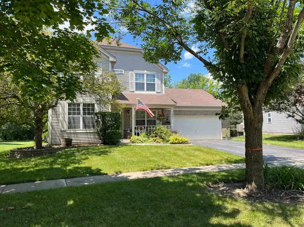 7007 Nathan Ln, Carpentersville, IL 60110