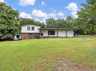 1878 Paradise Acres Rd, Russellville, AR 72802