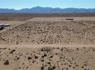 N Aladdin Dr, Dolan Springs, AZ 86441