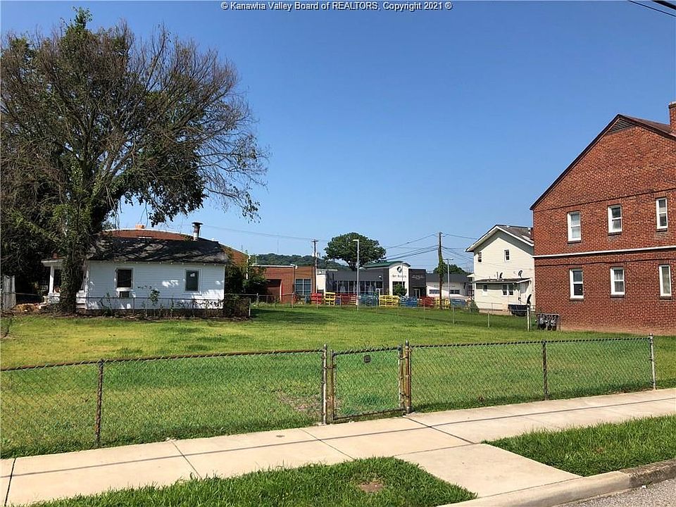2nd image of 307 Randolph St
