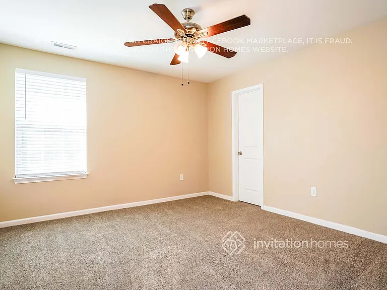 6105 Watsonia Dr — Photo 13